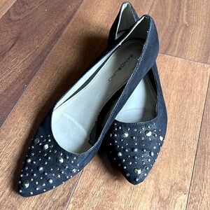 Bandolino  Women’s Black Studded Flats